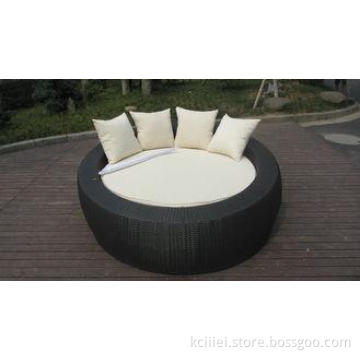 Black Outdoor Rattan Daybed , Garden Patio Round Lounge Bed